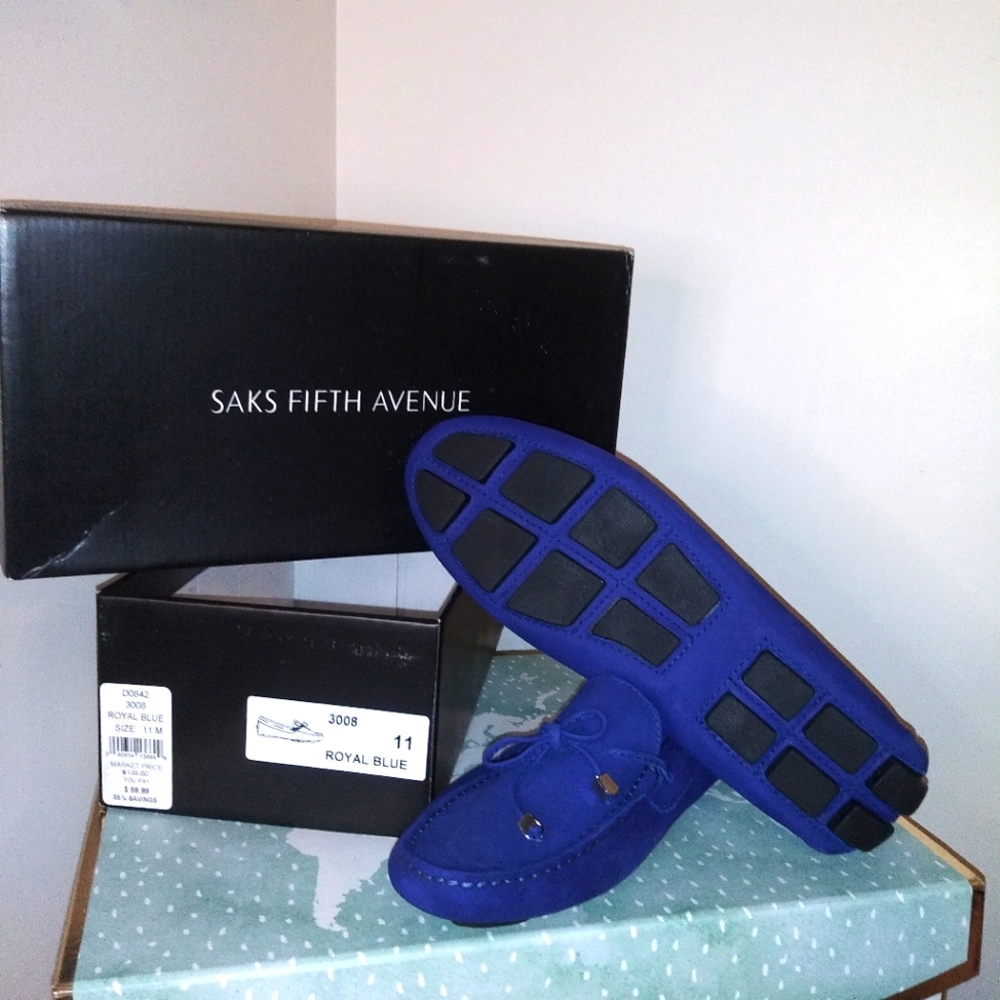 Gently worn Saks Fifth Avenue ladies loafers